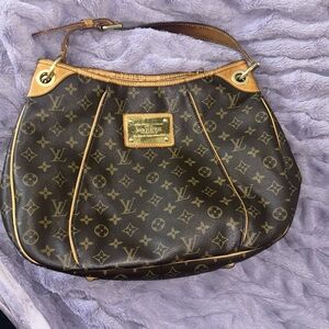 Louis Vuitton Monogram Galliera GM
